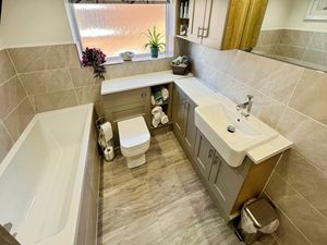 Bathroom- click for photo gallery